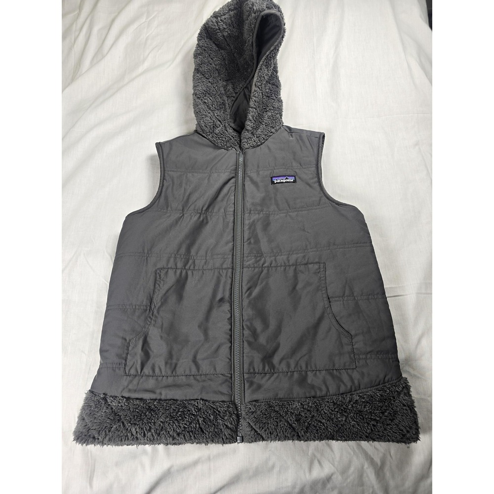 Patagonia Vest Womens Small Gray Hooded Quilted Fleece‎ Lined Full Zip Warm